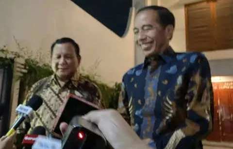 Partai Rakyat Oposisi Akan Laporkan Jokowi Terkait Dugaan Ijazah Palsu dan KM.50