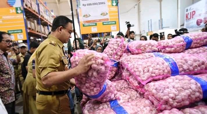 Jakarta Dibanjiri 145 Ton Bawang Putih dari Tiongkok