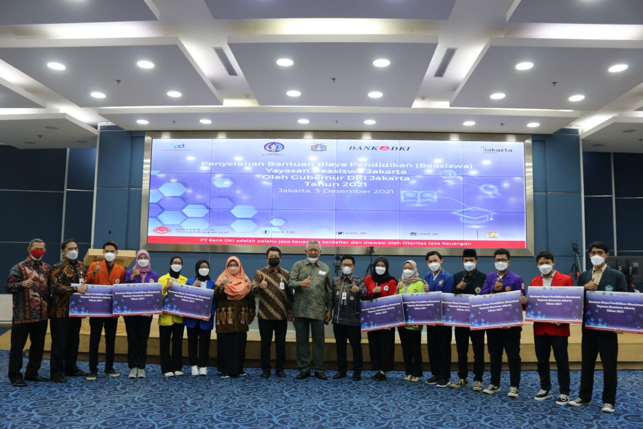Bank DKI Salurkan Beasiswa Pendidikan Dari Yayasan Beasiswa Jakarta