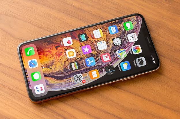 Lesunya Penjualan iPhone Bikin Pendapatan Apple Anjlok