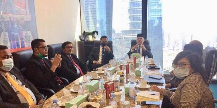 Gubernur Bicarakan Peluang Investasi di Bidang Energi Terbarukan dengan UEA