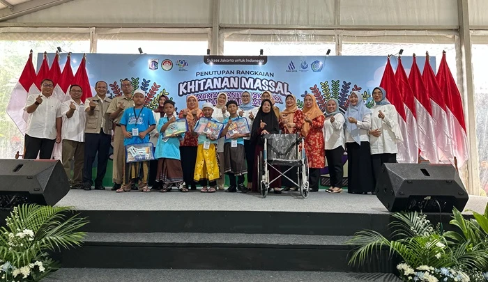 Program Khitan Massal Dharma Wanita PAM Jaya Melebihi Sasaran