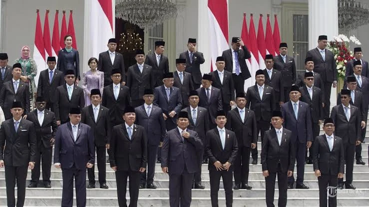 Menteri dan Kepala Badan Pemerintahan Prabowo Pakai Mobil Dinas Maung Buatan Pindad