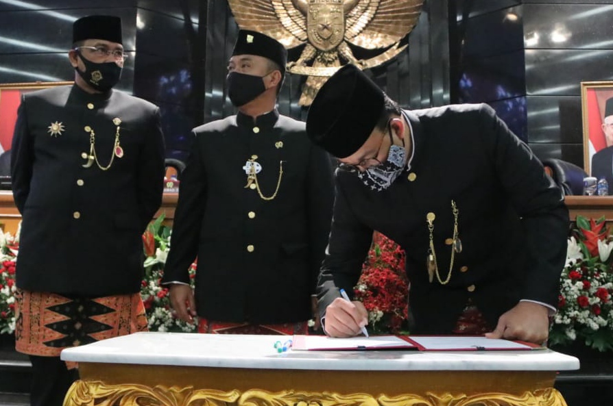 Anies Maju Terus Lawan Pengembang Reklamasi