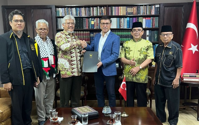 Bahas Pembebasan Palestina, Amien Rais dan Ketum Partai Ummat Akan Bertemu Presiden Erdogan