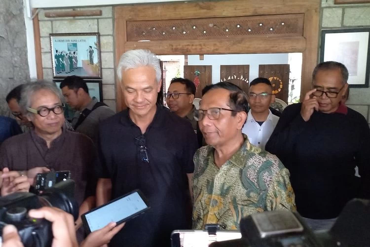 Megawati Diminta Pimpin Gerakan Perbaikan Demokrasi