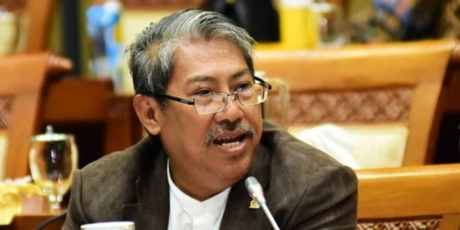 Pengembangan Mobil Listrik Jalan Di Tempat, PKS: Rakyat Dikasih Janji Palsu