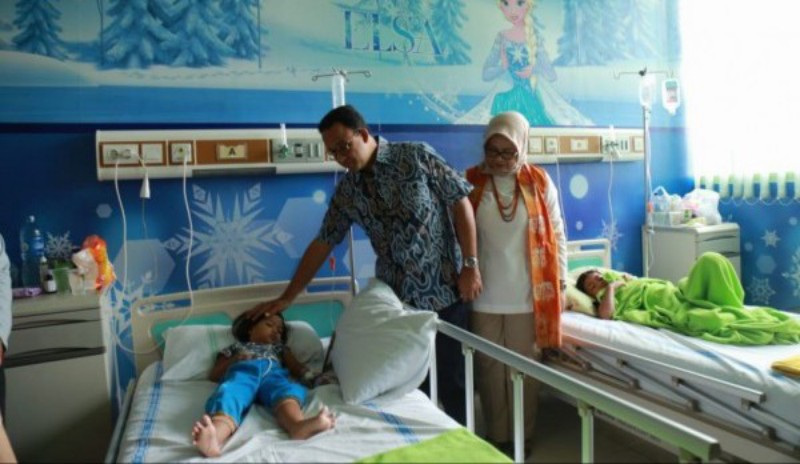 Pergi ke Negara Komunis, Anies Diminta Panggil Sejumlah Pejabat Dinkes