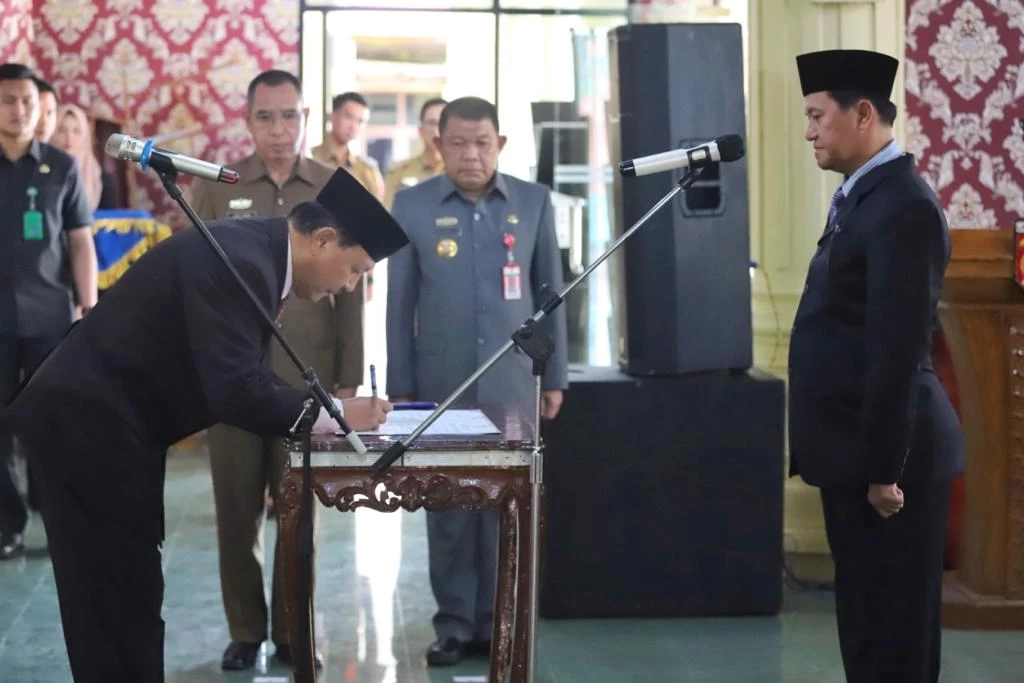 Adi Utama Resmi Dilantik Kembali Oleh Nukman Sebagai Pj. Sekda