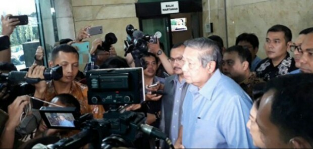 Merasa Difitnah, SBY Laporkan Pengacara Setya Novanto ke Bareskrim