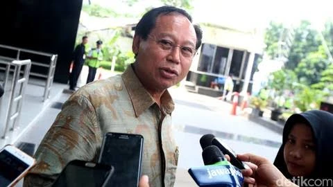 KPK Geledah Rumah Djan Faridz Terkait Kasus Harun Masiku, Kader PPP Terkejut