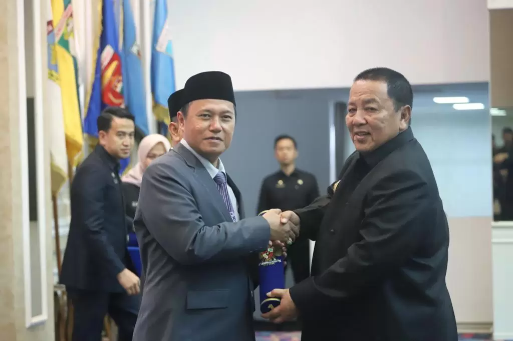 Pj Bupati Lampung Barat Resmi Di Perpanjang Masa Jabatannya Setelah Menerima SK Dari Mendagri