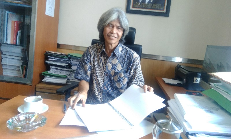 Komisi C Minta Anies Merespon Hilangnya Zonasi dalam Perda Perpasaran