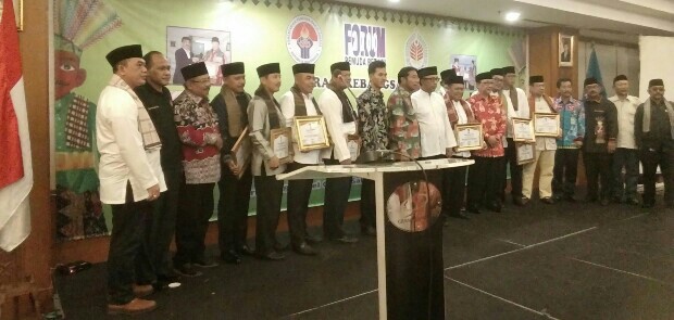 14 Tokoh Dianugerahi Gelar Anggota Kehormatan Forum Pemuda Betawi