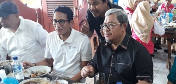 Diloby Sandi, Aher Sambut Positif untuk Jadi Cawapres Prabowo