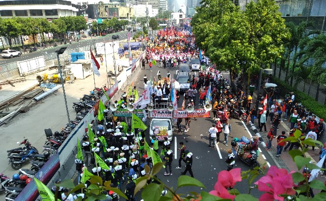 Jumhur: Peserta Aksi Akbar Buruh AASB Yang Naik Motor Dihadang Polisi