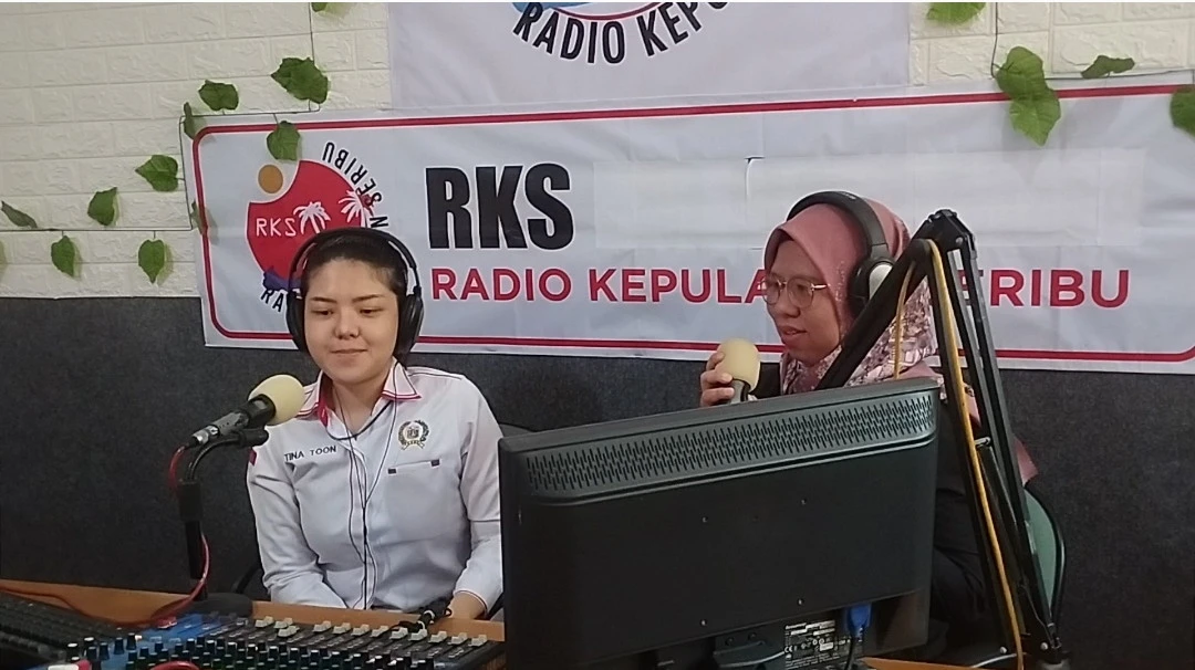 Tina Toon Kagum Ada Radio Milik Pemerintah di Kepulauan Seribu