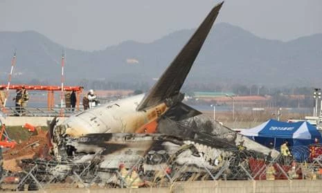 Pesawat Jeju Air Meledak dan Terbakar Setelah Mendarat Tanpa Roda, 176 Orang Tewas