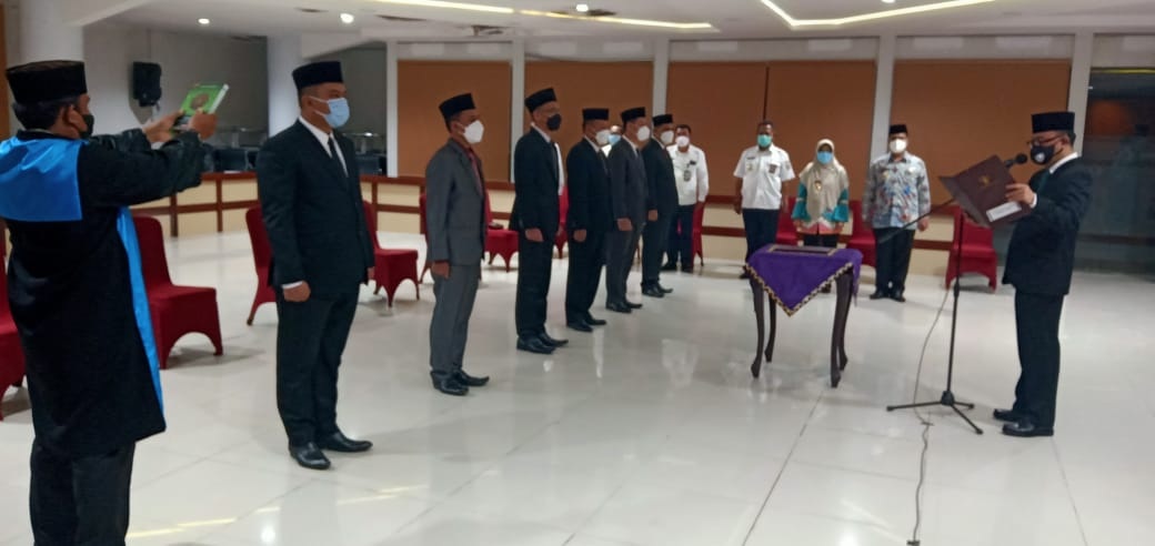 Raden Adipati Lantik 6 Pejabat Tinggi Pratama
