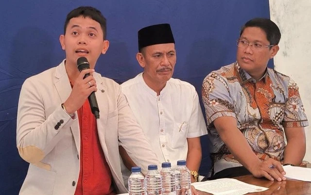 Kades Kohod Tuding SP dan C Sebagai Pelaku Pemalsuan Sertifikat di Pagar Laut