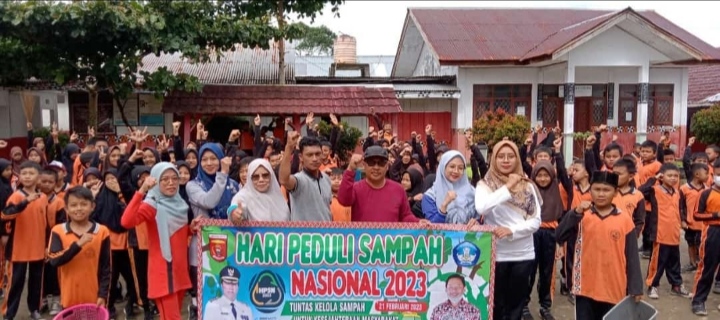 Hari Peduli Sampah Nasional Warga Kecamatan Balik bukit Sangat Antusias