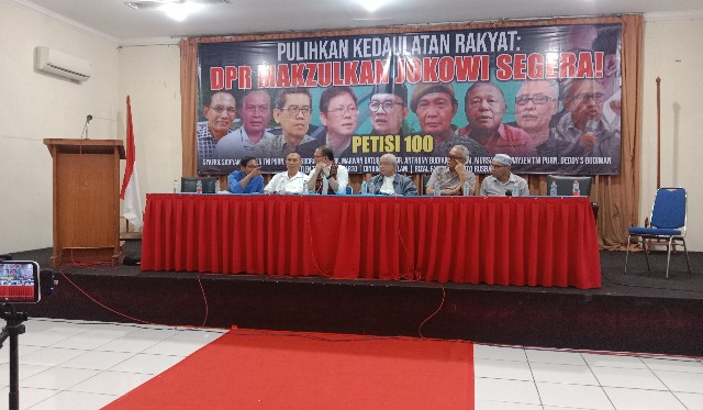 Petisi 100 Desak DPR Segera Makzulkan Jokowi