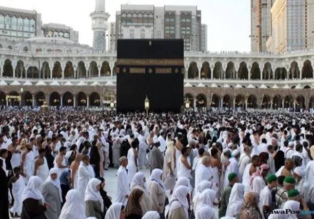 Telantar dan Tak Dapat Makan, Jemaah Haji Sidoarjo Gugat Menag Rp. 1,1 Miliar