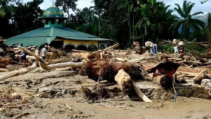 Celios Sebut Banjir Sumatera Pukul Perekonomian Hingga Provinsi di Jawa dan Bali