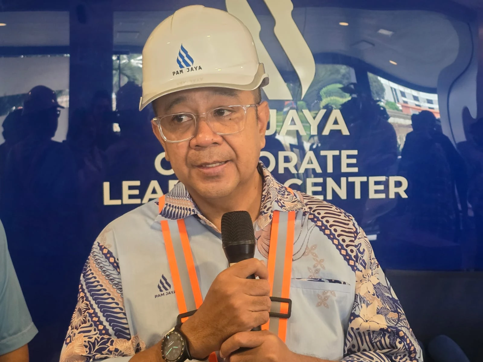 PAM Jaya Perluas Program Bantuan Tandon Air untuk Wilayah Low Supply