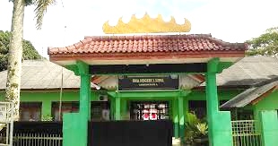 SMAN 1 Liwa Sekolah Favorit Yang mengutamakan Kedisplinan