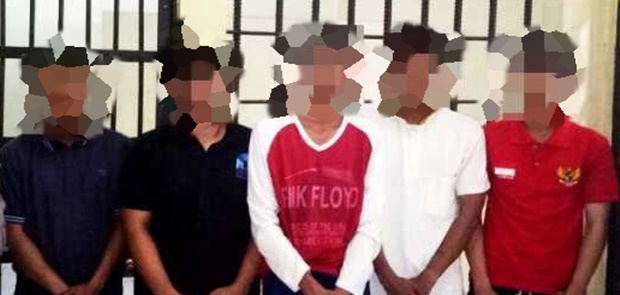 Lima Bobotoh Ditangkap Karena Melempar Bus Umrah Bima Arya