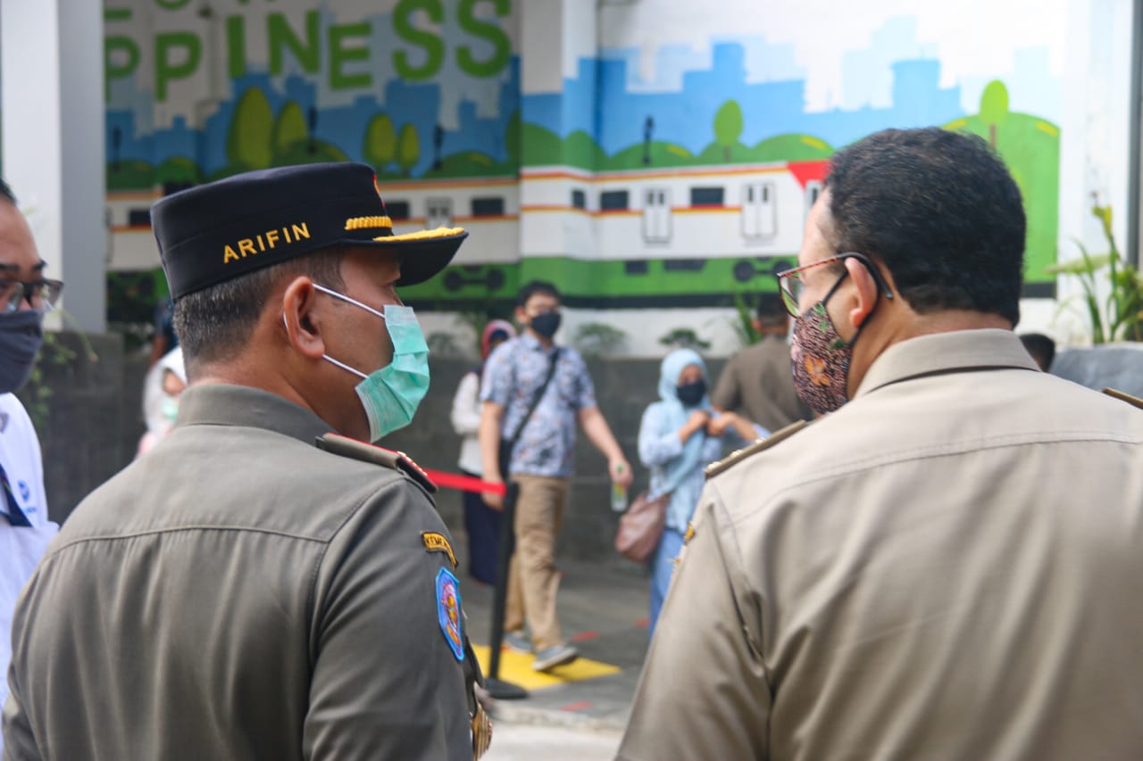 Kafe Tebalik Ngeyel, Kasatpol PP: Siapa Jagoan Di Sini
