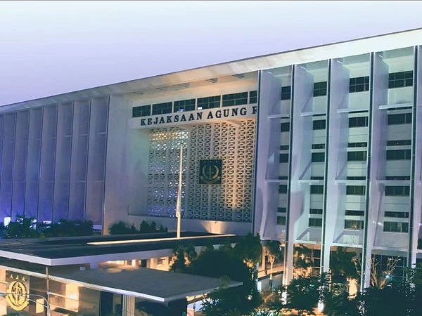 Korupsi di Pertamina, Kejagung Geledah Rumah Saudagar Minyak Riza Chalid