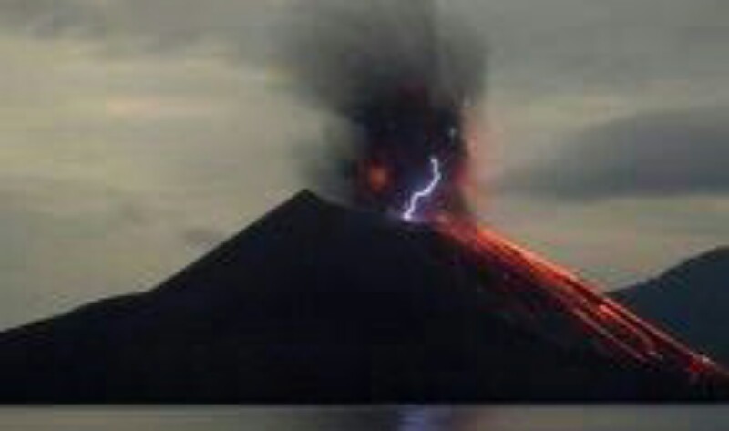 Pakar Perkirakan Tsunami Akan Kembali Hantam Pesisir Selat Sunda