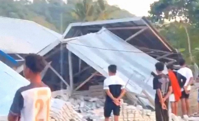 NTT Diguncang 1.624 Gempa Susulan, Korban Jiwa 55 Orang