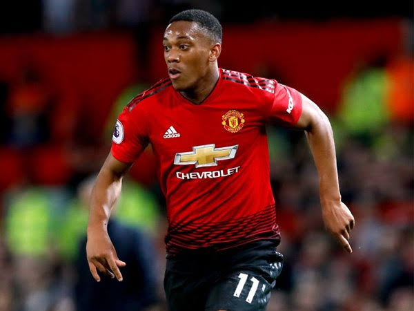 Paska Mourinho Dipecat, Martial Pilih Bertahan di MU