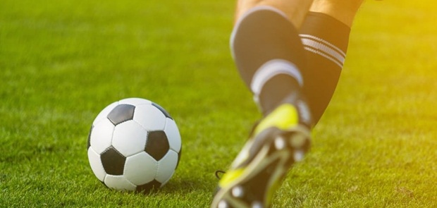 Jadwal Siaran Langsung Sepakbola Minggu Malam - Senin Dini Hari WIB