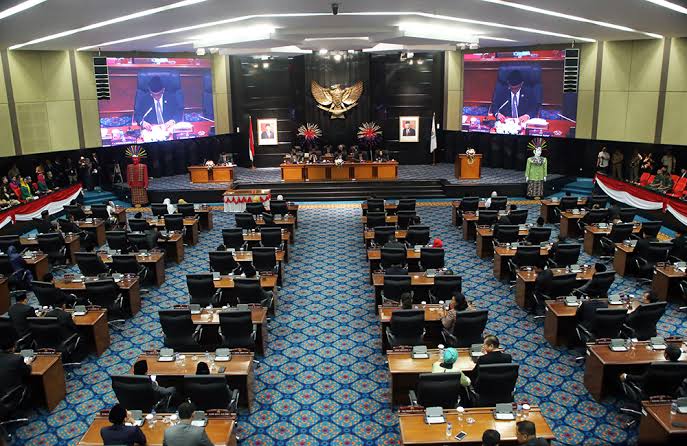 Tok... DPRD DKI Jakarta Mengesahkan Perda Penanganan Covid-19