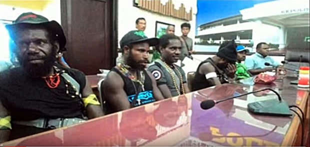 154 Tentara OPM Bergabung Kembali Ke NKRI