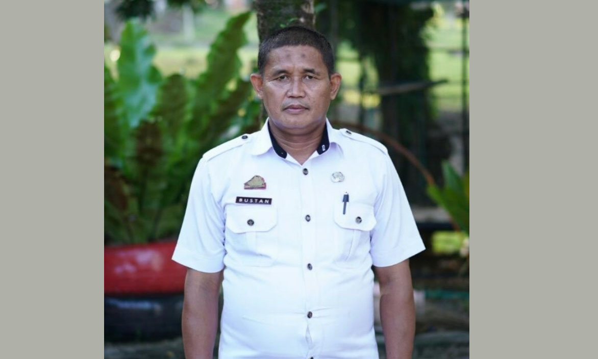 H. Bustan, M.Si Semoga Keluarga Yang Ditinggal Tetap Sabar