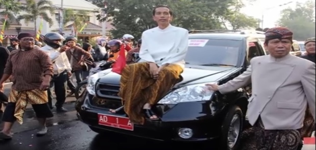 Luhut: Presiden Joko Widodo Pakai Mobil Esemka Kenapa Tidak, Tapi..