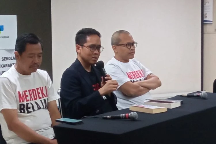 Guru Tak Wajib Gunakan Buku Program Sastra Masuk Kurikulum Yang Direkomendasikan Kemendikbudristek