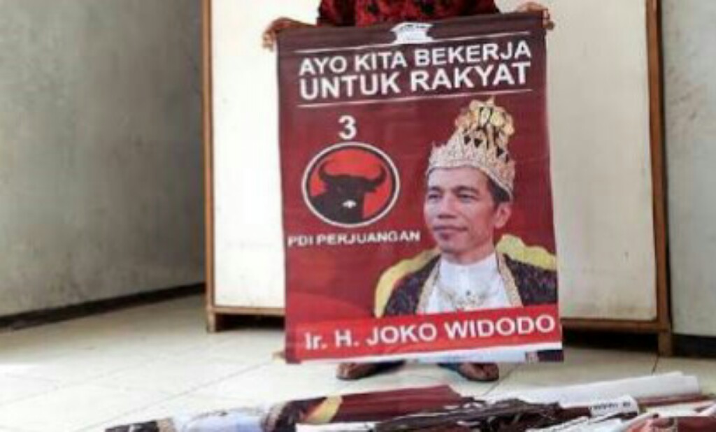 Jokowi Diduga Tengah Menjalankan Politik Bumi Hangus