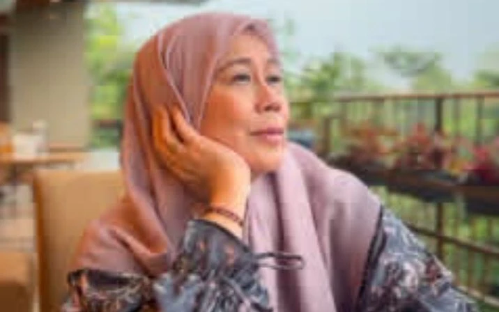 Mata Kanan Dewi Yull Alami Kebutaan Total, Akibat Minus 25