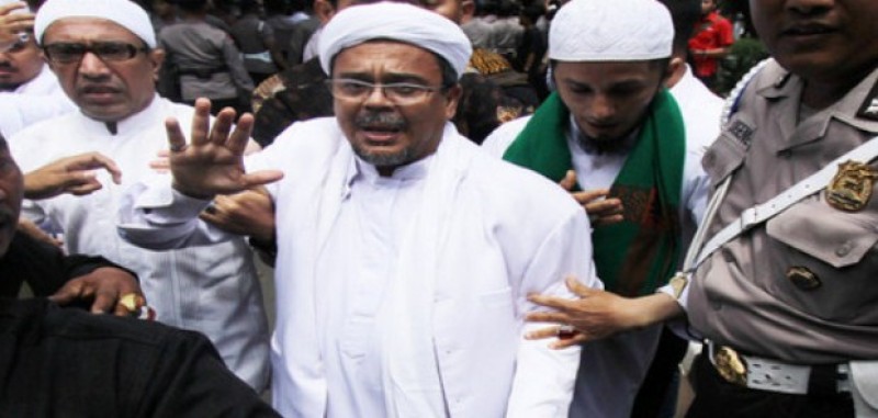Habib Rizieq Jadi Tersangka, Kuasa Hukum: Polisi Keterlaluan