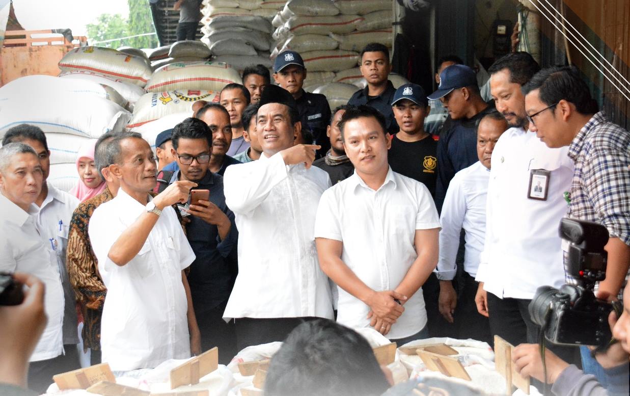 Budi Waseso Heran Harga Beras Naik Saat Stok Melimpah
