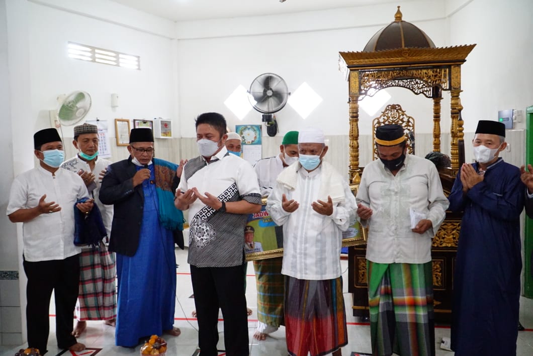 HD Izinkan Sholat Tarawih Berjamaah