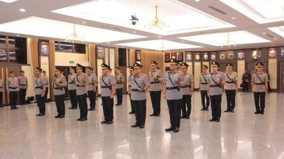 Di Tengah Kasus Ijazah Jokowi, Kapolri Lantik Kabareskrim & Kapolda Metro Jaya Yang Baru