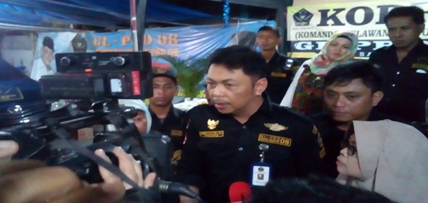 Ratna Serumpaet Akan dilaporkan Polisi oleh GL Pro 08