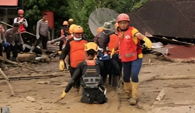 Korban Jiwa Akibat Banjir Sumatera Bertambah Jadi 883 Orang, 121.500 Rumah Rusak